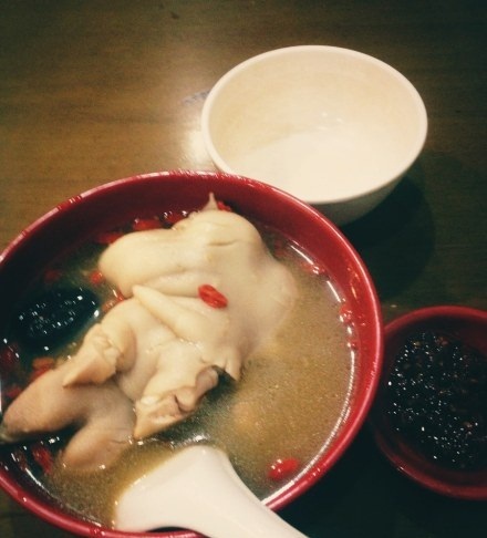 夜蹄花老成都川菜馆(双楠路总店)