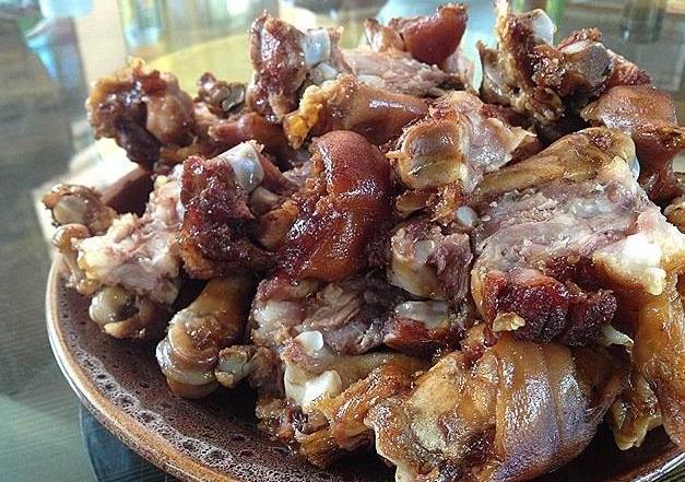 窑村猪蹄坊(纺渭路店)