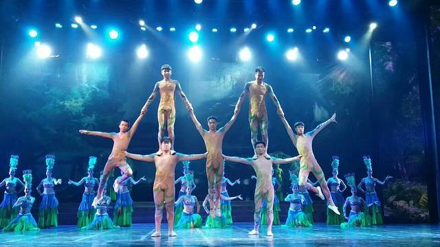 金孔雀之夜·勐巴拉娜西