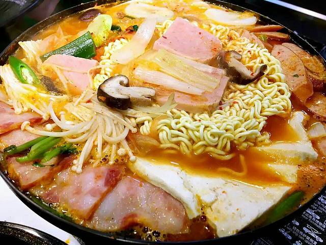 崔家庄木炭烤肉(曹路宝龙广场店)