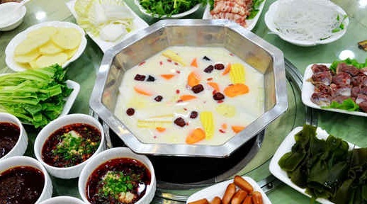 马老六清真餐饮(安宁店)