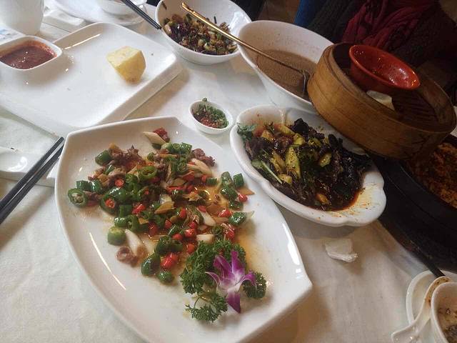 何家院子·宴会厅(翡翠湾店)