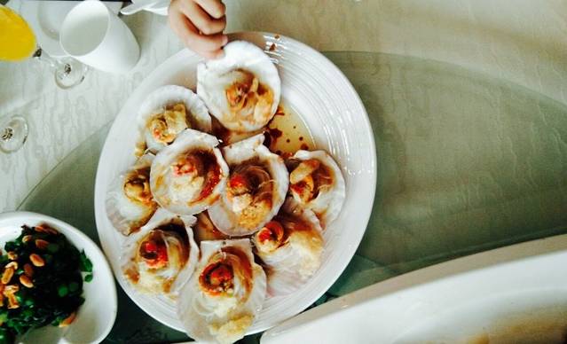 亚华大酒店-自助餐厅