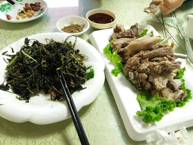 白记西安牛羊肉泡馍(小商品店)