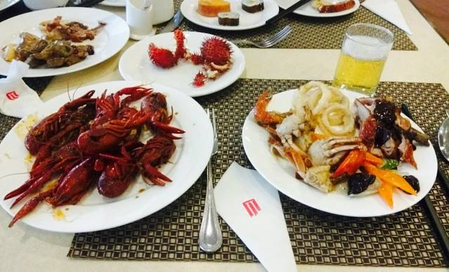 锦江大酒店旋转餐厅