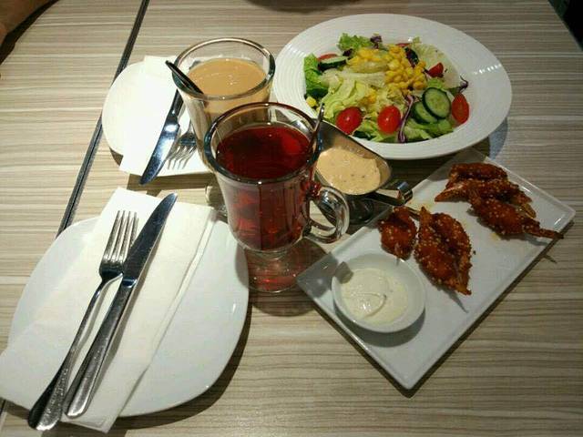 必胜客(城市之光店)