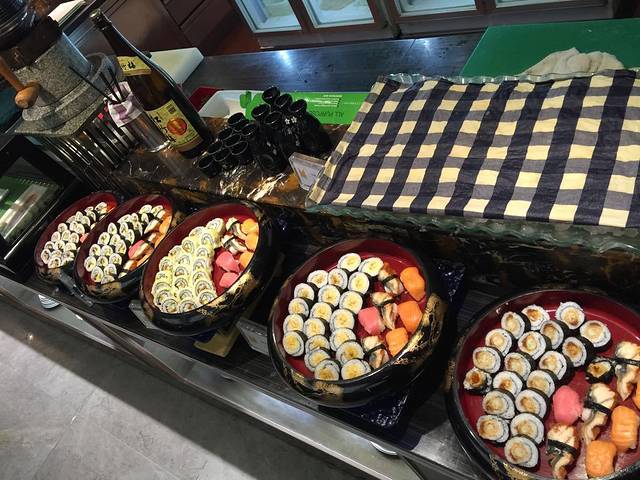 创元千禧大酒店 · 自助西餐厅