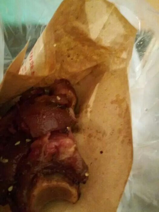 风狂烤猪蹄(小吃街鸿泰店)