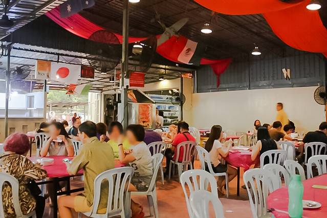 Teluk Kumbar Seafood Restaurant