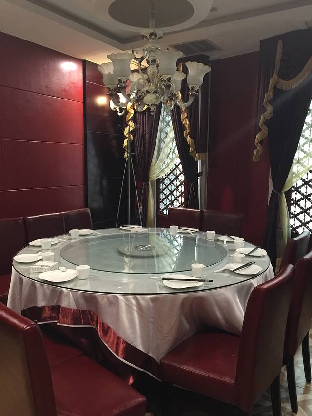 皇城根北京风味主题餐厅(领秀城店)