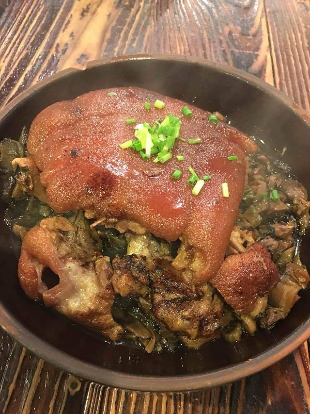 老菜浓特味菜馆