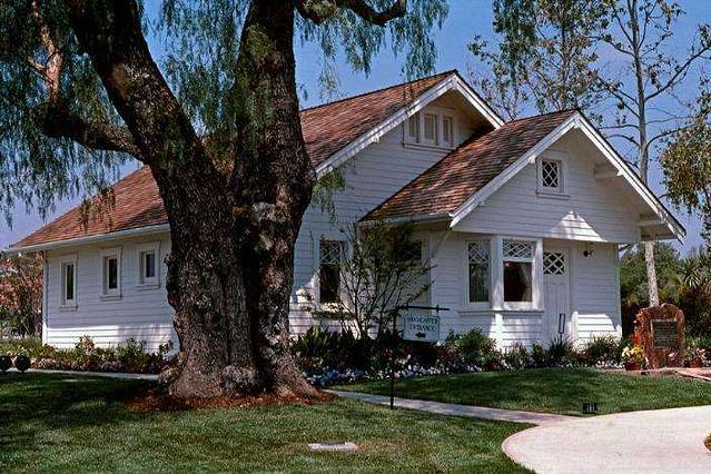 尼克松总统图书馆和博物馆