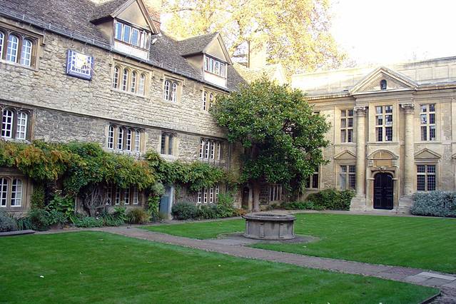 牛津圣埃德蒙德学院