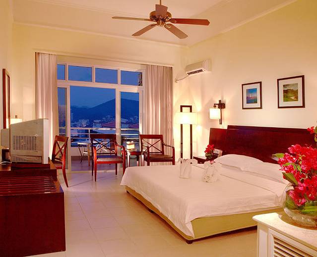 山海居酒店·餐饮部