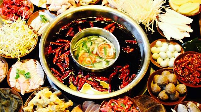 重庆玖玖老火锅(明湖路店)