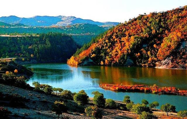 西拉沐沦大峡谷园区