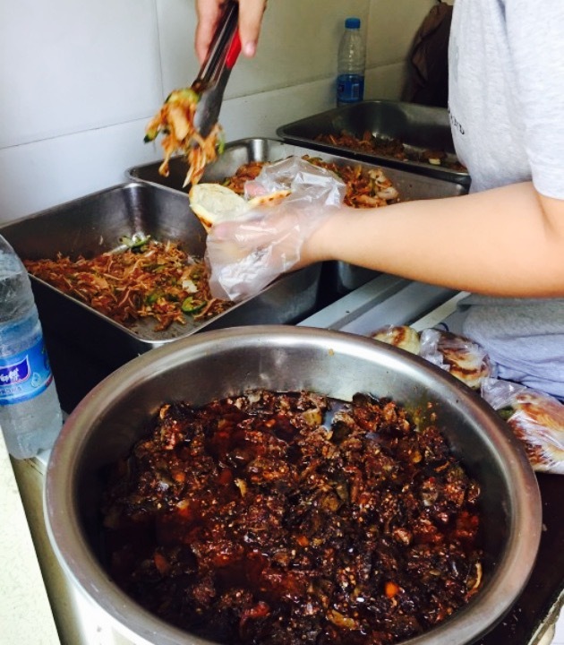 冯勇肉夹饼(二农贸店)