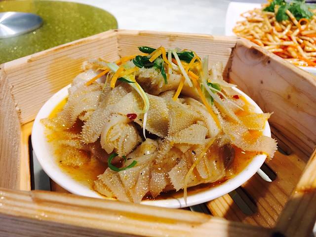 一圣新人人酒楼(滇池路店)