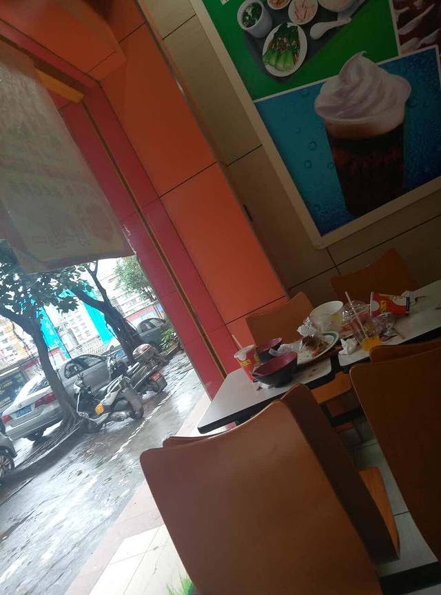 新佳美(一中店)