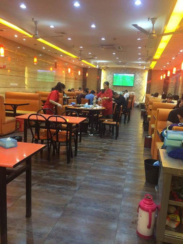 两季烧烤(富蕴路店)