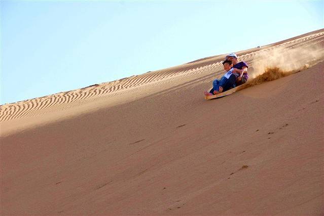 鄂尔多斯库布齐神光响沙旅游区
