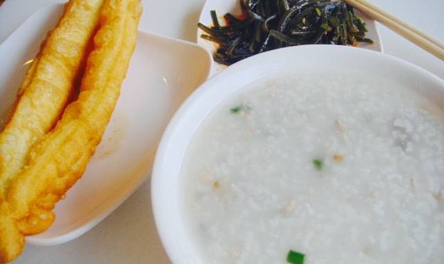 谭府楼小吃城(珠峰路店)