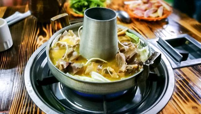 木和腊排骨火锅