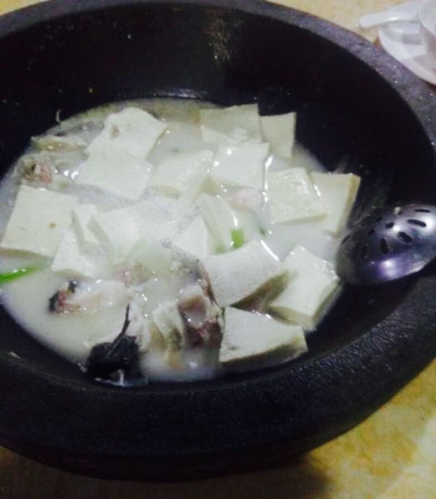 云南石锅鱼(西峡店)