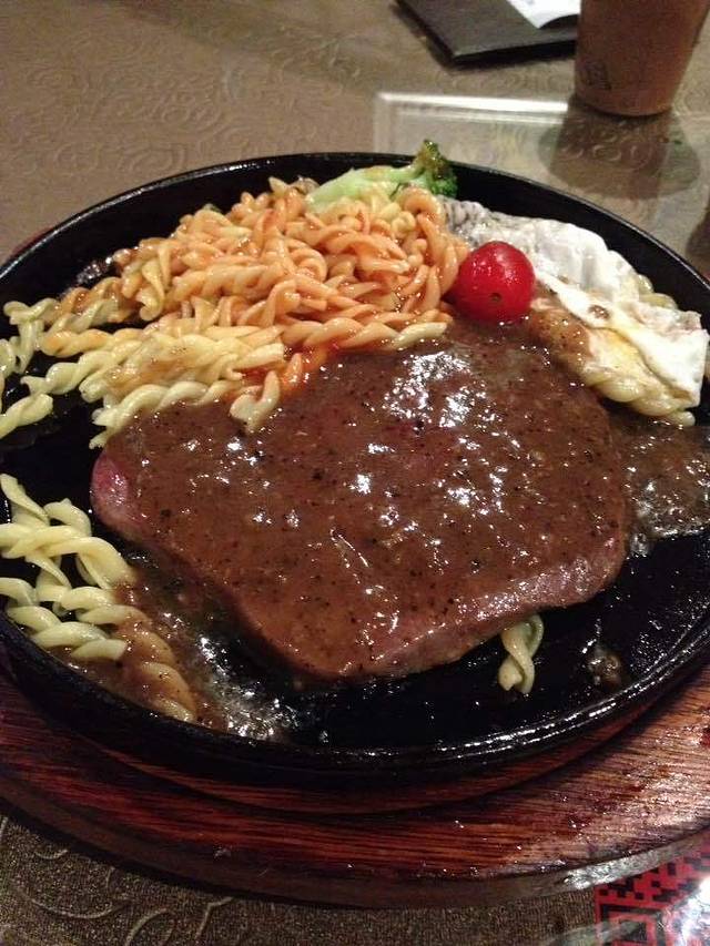 贵族皇仕牛排自助餐厅(冠后路店)