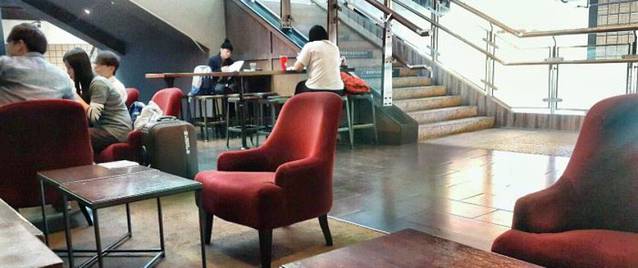 星巴克(左營門市)