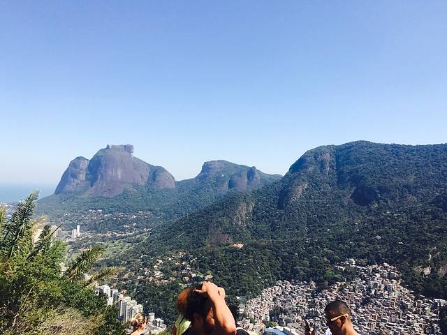 Morro Dois Irmaos