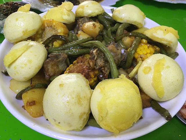 薄利东北农家菜