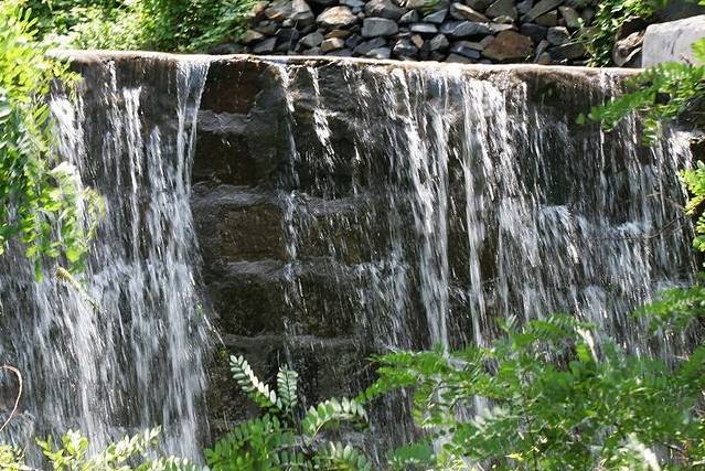青阳镇雕窝峪景区