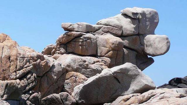 丫山花海石林风景区-八戒石