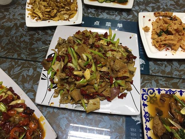 牛得草新疆家常菜