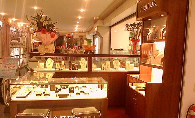 华联商厦(新威路店)