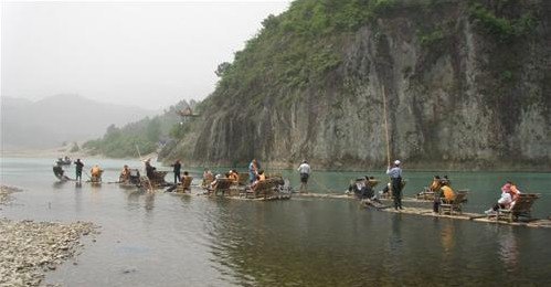 楠溪江甸园竹筏漂流