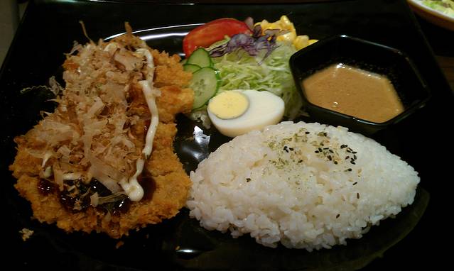 勇日本料理(万科金色城品店)