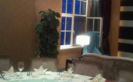 蓝白自选餐厅(烟台山店)