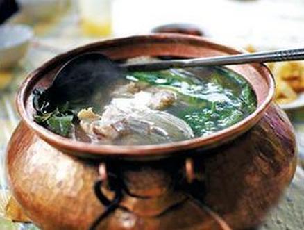 抚仙湖生态石锅鱼庄(衹园路店)