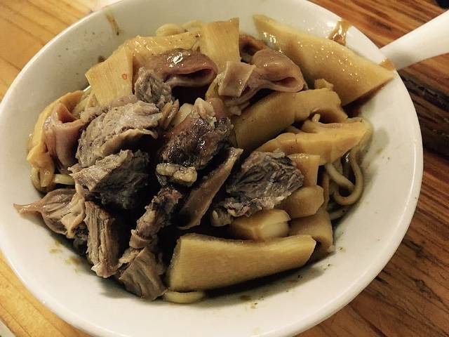 苍园干拌面(陆达花园店)