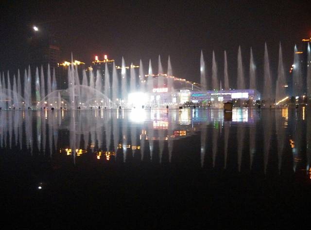 开元湖音乐喷泉