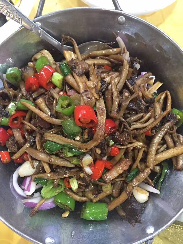 梁记粥铺(城河大道店)