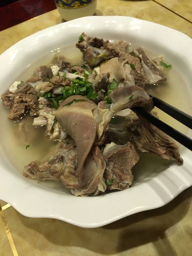 清真中伊顺饭庄(清真寺街店)