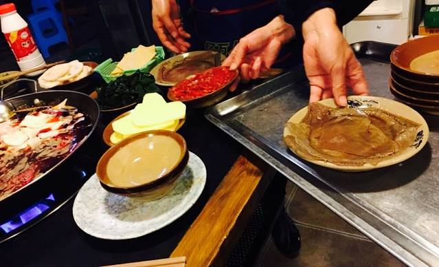 玉林青年火锅店