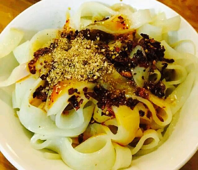 三牛凉皮水饺店