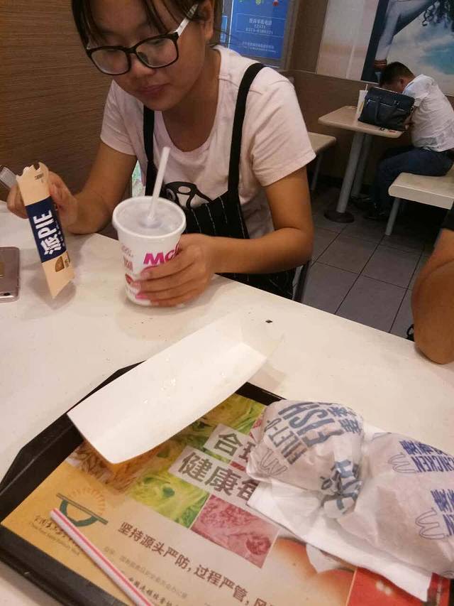 麦当劳(河南新乡平原路店)