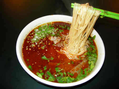 镇南锅盖面馆(解放路店)