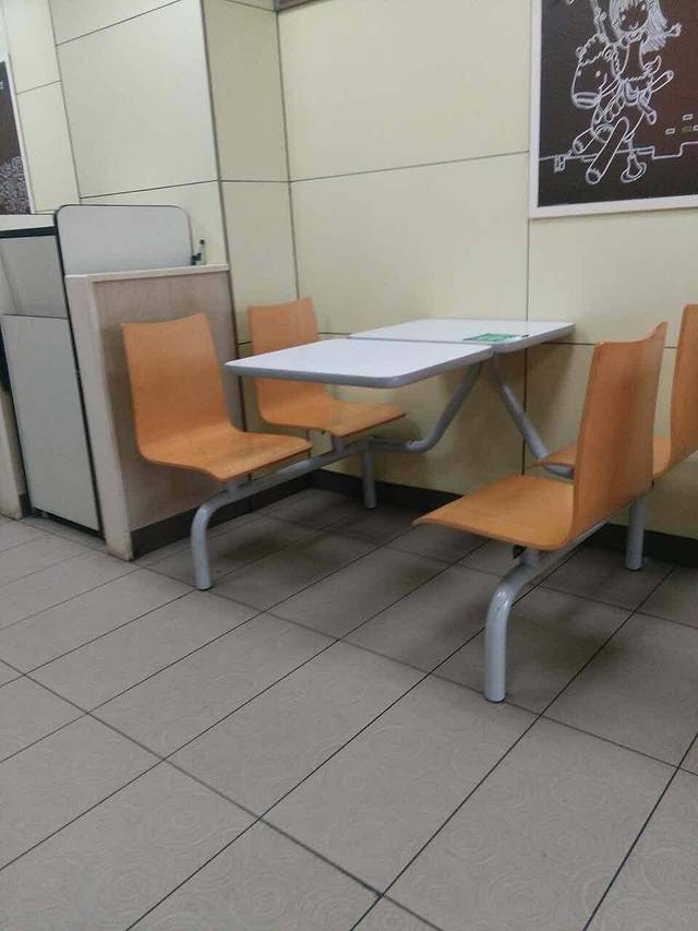 华莱士·全鸡汉堡(淇县店)