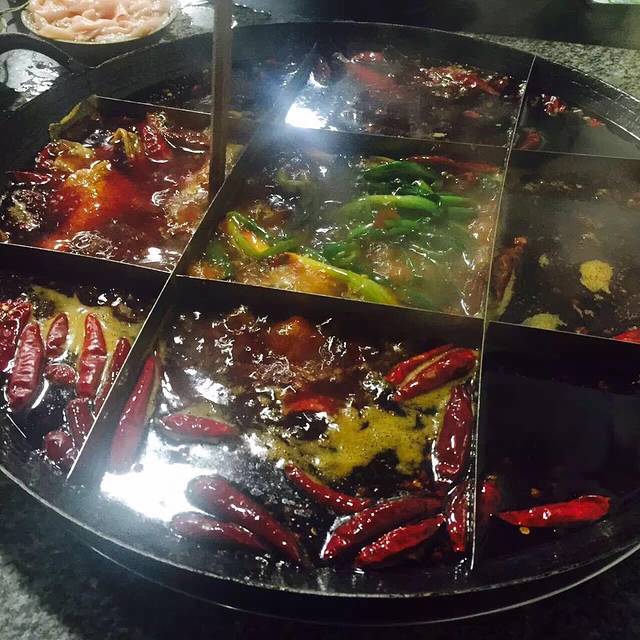 张飞老火锅(新城大厦店)